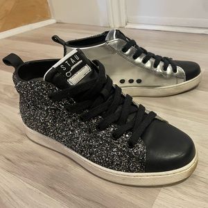STAU high top sneakers